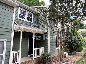 105 Weathersfield Dr in Durham, NC - Building Photo - Building Photo