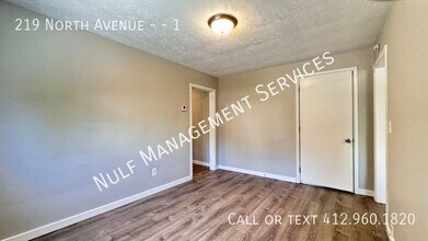 219 North Ave-Unit -1 in East Pittsburgh, PA - Building Photo - Building Photo