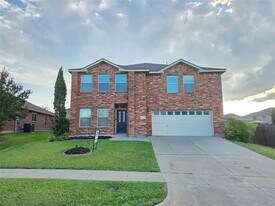 8138 Mossberg Dr in Arlington, TX - Building Photo