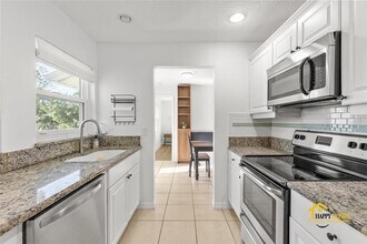 1940 Blackfoot Trail in St. Cloud, FL - Building Photo - Building Photo