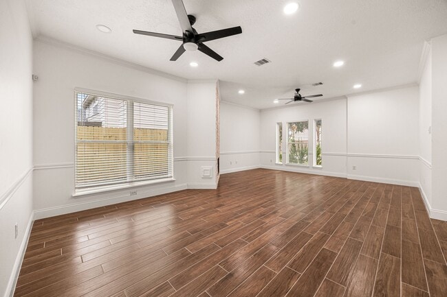 property at 17907 Pelican Way Rd