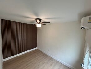 2292 SW 16th Ter, Unit 4 in Miami, FL - Building Photo - Building Photo