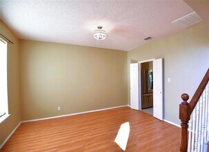 3921 Lakeside Dr in The Colony, TX - Building Photo - Building Photo