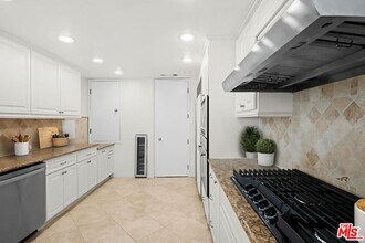 2312 Century Hill in Los Angeles, CA - Building Photo - Building Photo