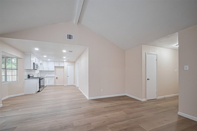 property at 1612 Sleepy Hollow Dr