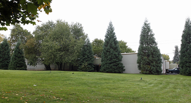 King Plaza Apartments in Portland, OR - Building Photo - Building Photo