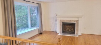 2133 Hallmark Dr in Gambrills, MD - Building Photo