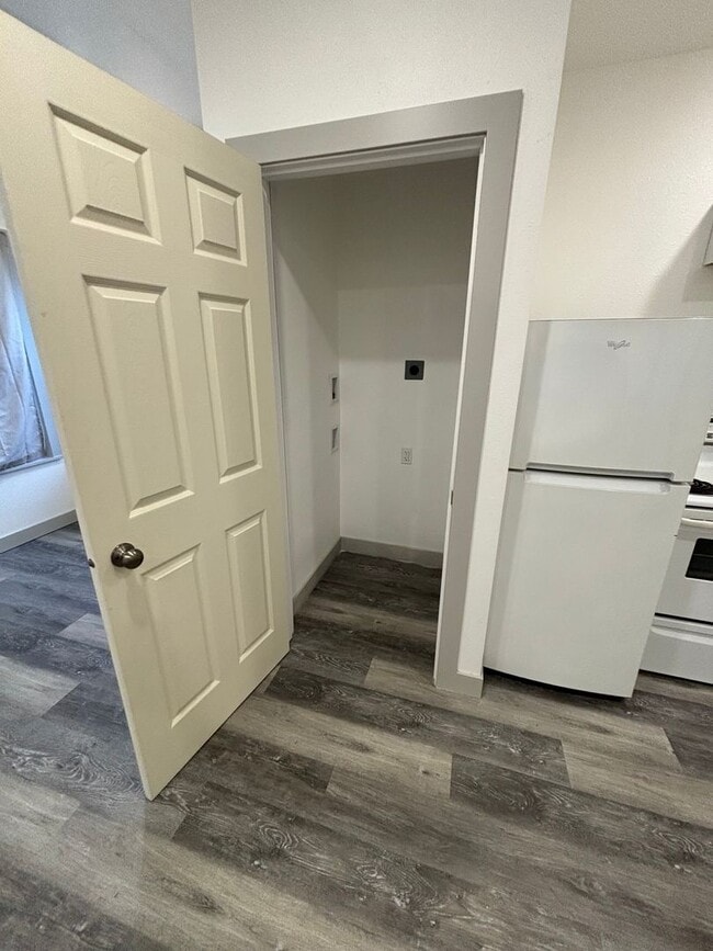 1245 PH W in Onalaska, WI - Building Photo - Building Photo