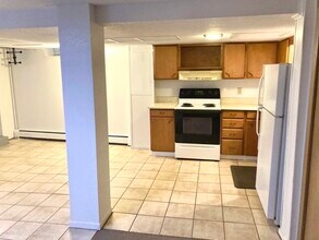 313 S 21st Ave E, Unit 1 in Duluth, MN - Building Photo - Building Photo