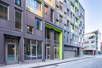 780 Wellington Rue in Montréal, QC - Building Photo - Building Photo