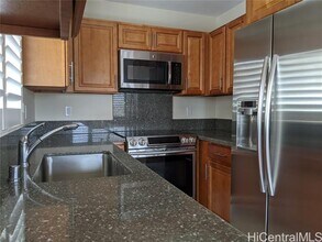 1543 Pele St in Honolulu, HI - Building Photo - Building Photo