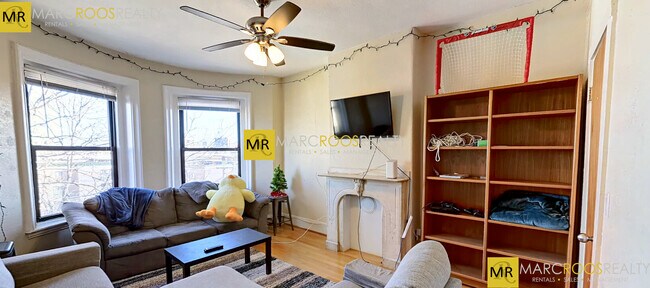 86 Hammond St, Unit 8 in Boston, MA - Building Photo - Building Photo