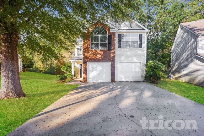 property at 7913 Four Oaks Ct