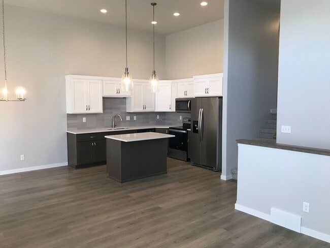 2152 Allison Ln W in West Fargo, ND - Building Photo - Building Photo
