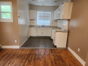 1330 W 89th St, Unit #1 in Cleveland, OH - Building Photo - Building Photo