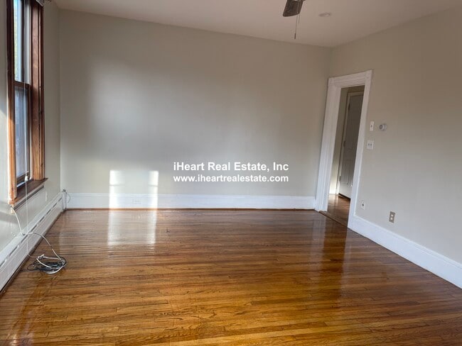 338 K St, Unit 1