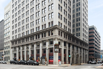 Marquette Apartments in St. Louis, MO - Foto de edificio - Building Photo