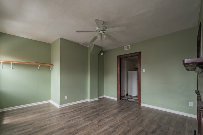 86 S 15th St, Unit 3 in Pittsburgh, PA - Foto de edificio - Building Photo