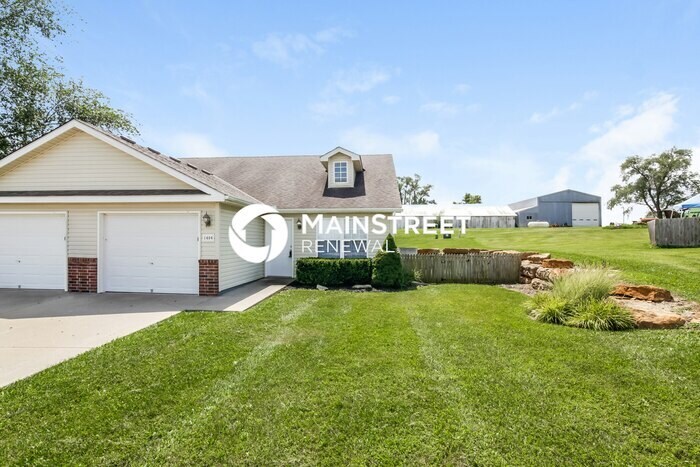 1404 Eagle Dr in Pleasant Hill, MO - Building Photo