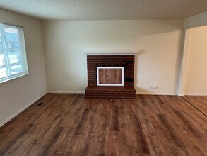 1670 Best Ln in Eugene, OR - Building Photo - Building Photo