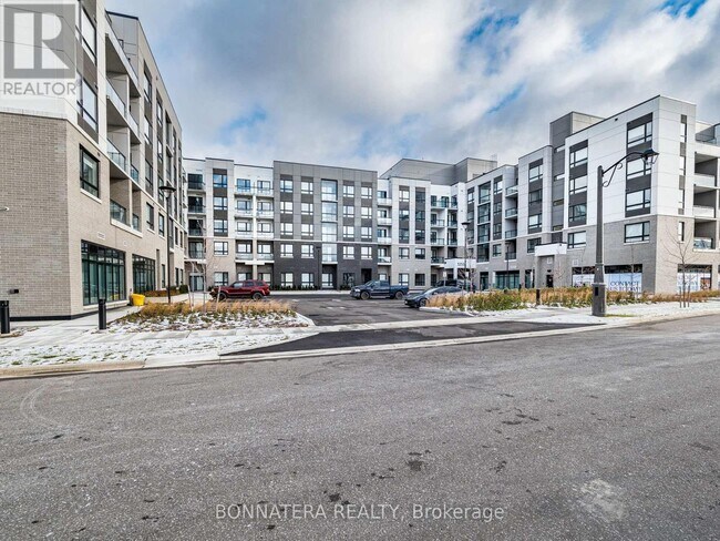 3250 Carding Mill Trail in Oakville, ON - Building Photo - Building Photo