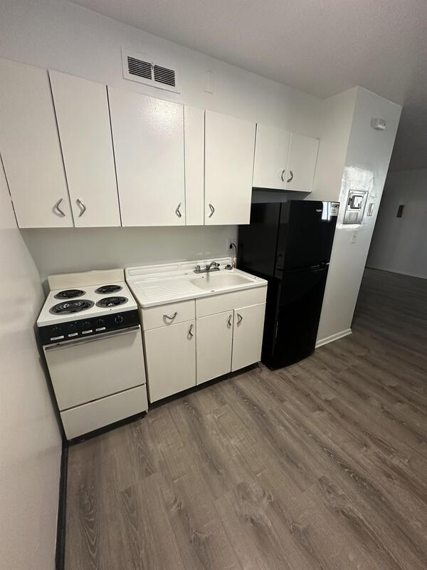 4201 Rocky River Dr in Cleveland, OH - Building Photo - Building Photo