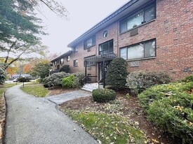 1325 Worcester Rd, Unit C3 in Framingham, MA - Building Photo