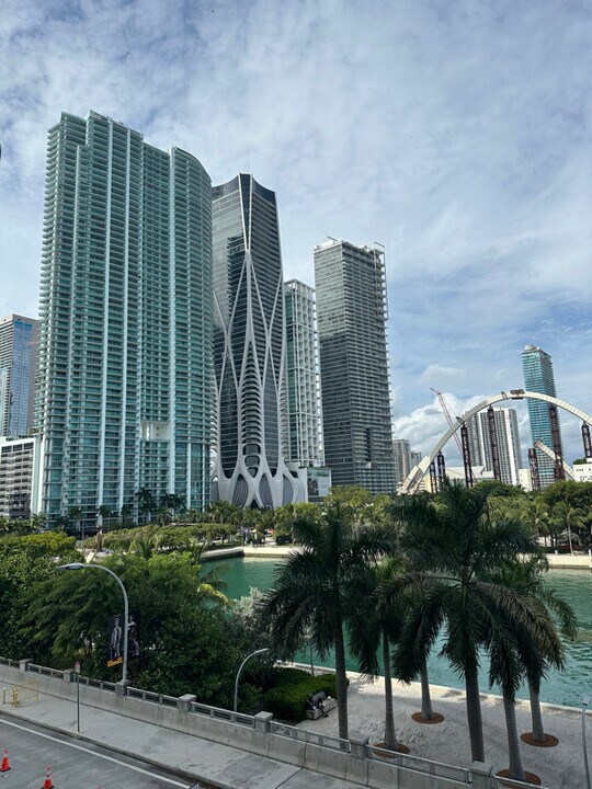 900 Biscayne Blvd in Miami, FL - Building Photo