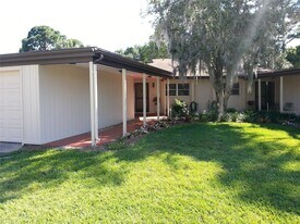 2312 Springsong Dr in Sarasota, FL - Building Photo