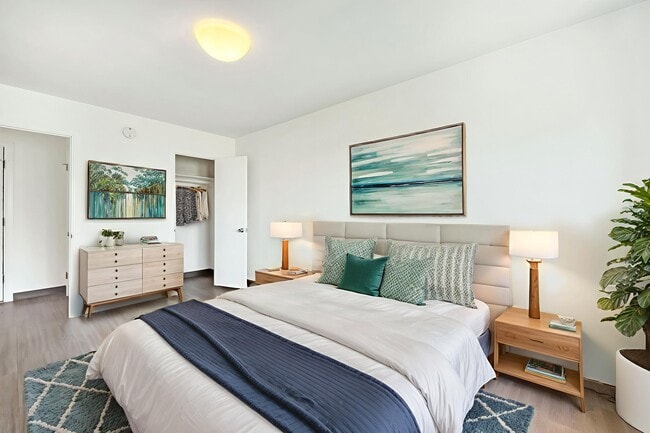 Uptown Arms & Manor in Portland, OR - Building Photo - Building Photo