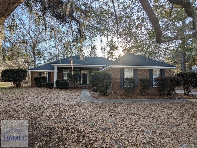 property at 550 Laurenburg Dr