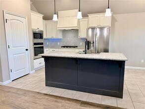 3004 NW 183rd St in Edmond, OK - Building Photo - Building Photo