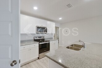 152 Swallowtail Ln in Pensacola, FL - Building Photo - Building Photo