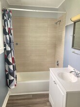 1031 S Washington St, Unit Unit 1 in Lockport, IL - Building Photo - Building Photo