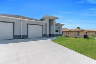 734 Jack Ave S in Lehigh Acres, FL - Building Photo - Building Photo