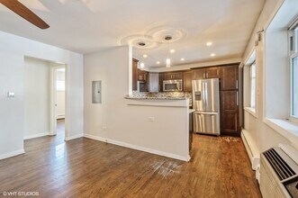 4258 N Greenview Ave in Chicago, IL - Building Photo - Building Photo