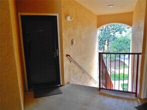 2171 Portofino Pl in Palm Harbor, FL - Foto de edificio - Building Photo