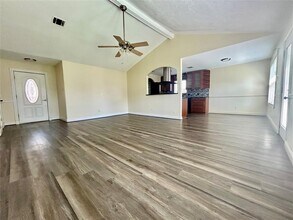1602 Dixie Hollow St in Pearland, TX - Building Photo - Building Photo
