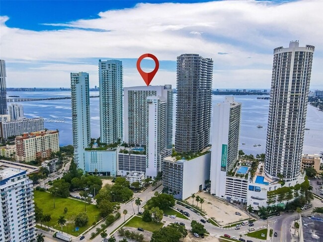property at 1800 N Bayshore Dr