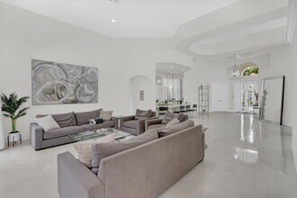 6564 Somerset Cir in Boca Raton, FL - Building Photo - Building Photo