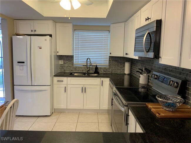 property at 5530 Rattlesnake Hammock Rd