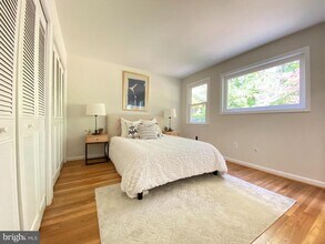 11509 Parkedge Dr in Rockville, MD - Building Photo - Building Photo