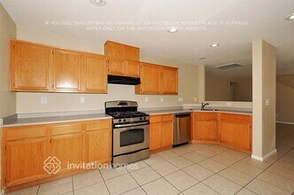 7612 Constantinople Ave in Las Vegas, NV - Building Photo - Building Photo