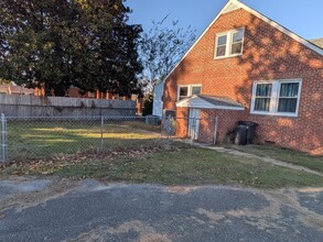 107 N Church St in Fremont, NC - Building Photo - Building Photo