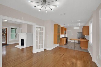 809 E Riverside Dr in Austin, TX - Building Photo - Building Photo