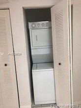 9525 Weldon Cir-Unit -H309 in Tamarac, FL - Building Photo - Building Photo