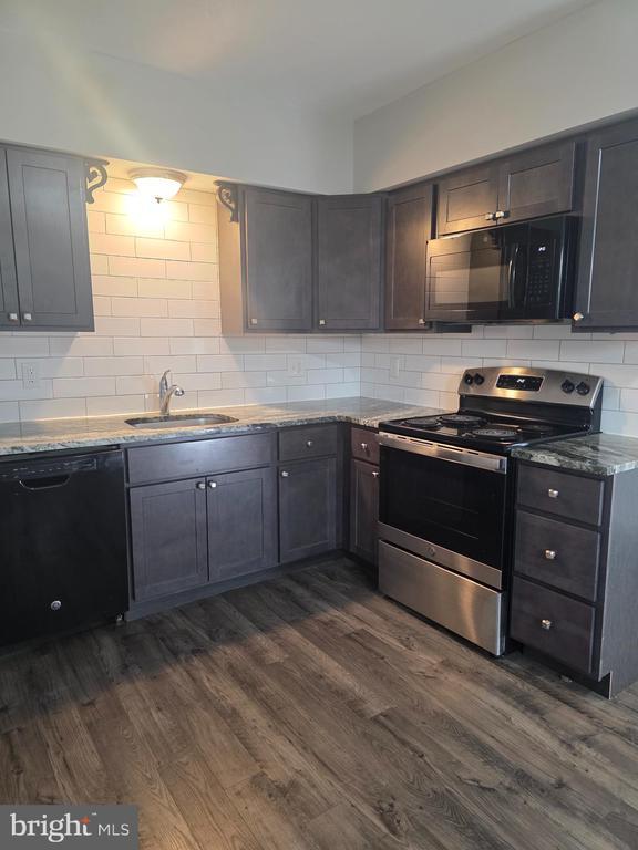 320 Main St in Townsend, DE - Building Photo - Building Photo