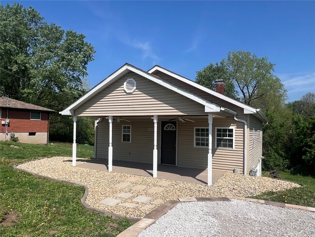 property at 2600 Randolph St