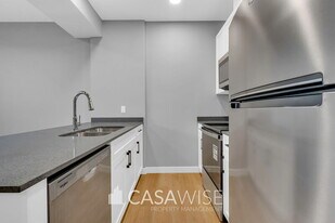 6724 Alpha Blvd in Edmonton, AB - Building Photo