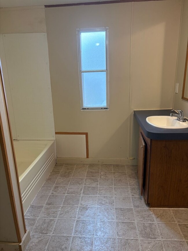 17 Gilmer St in Sand Fork, WV - Building Photo - Building Photo